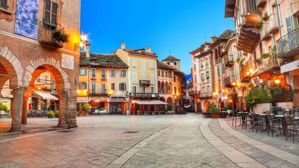 Il Vicolo By Turistica Apartment Domodossola Exterior foto